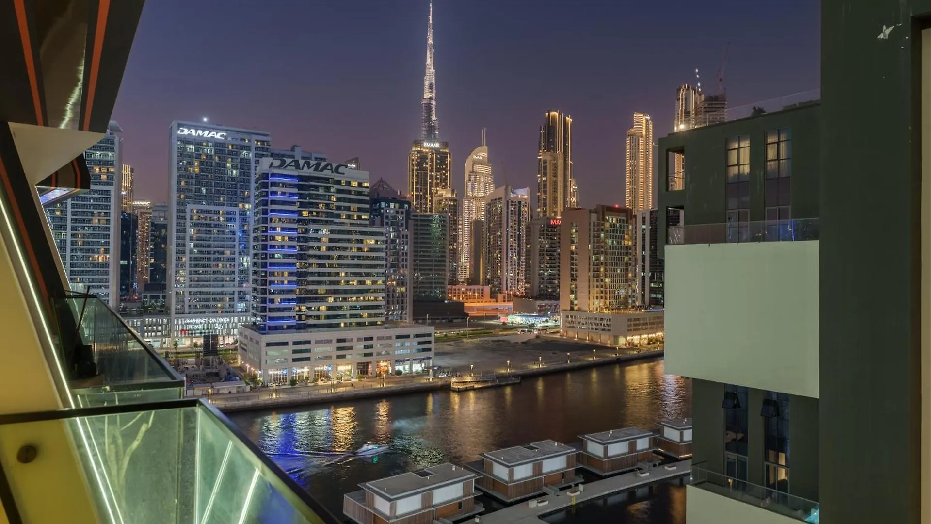 The Burj And Canal Views Dubai 0*,  Forenede Arabiske Emirater